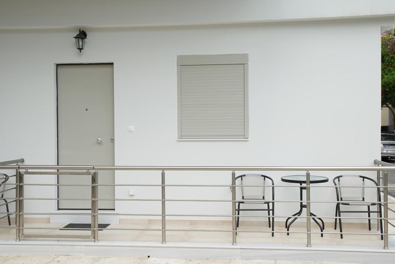 Simplychic Apartment C Kalamata Esterno foto
