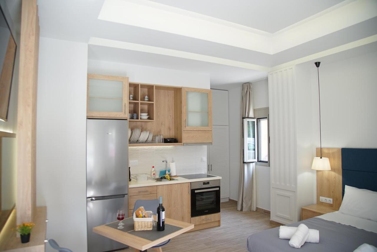 Simplychic Apartment C Kalamata Esterno foto