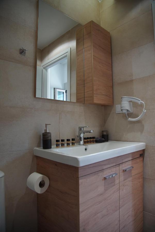 Simplychic Apartment C Kalamata Esterno foto