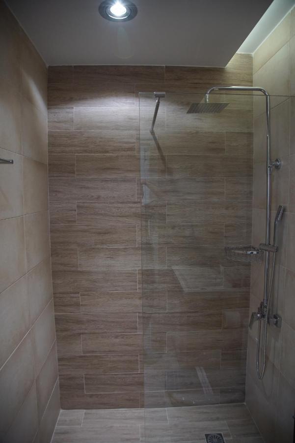 Simplychic Apartment C Kalamata Esterno foto
