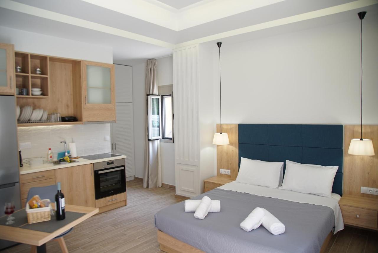 Simplychic Apartment C Kalamata Esterno foto