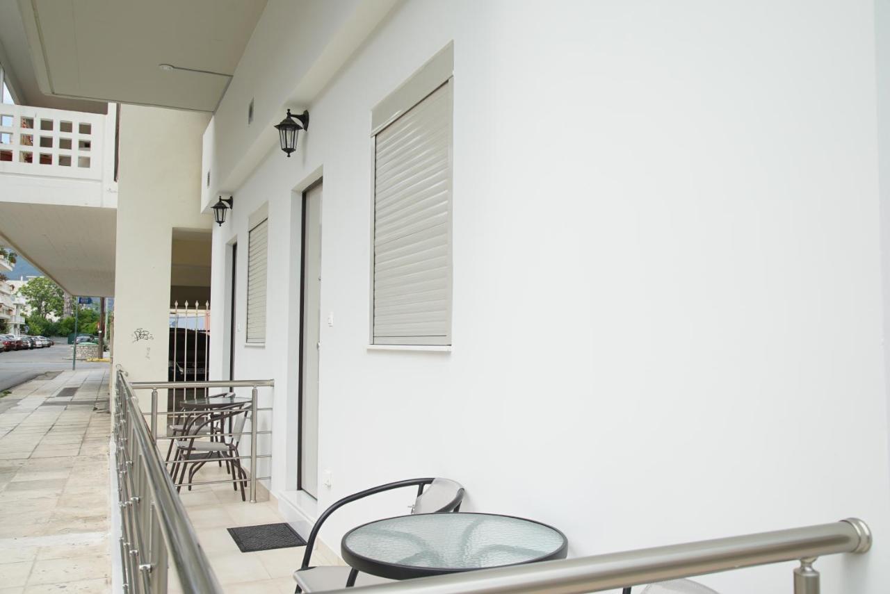Simplychic Apartment C Kalamata Esterno foto