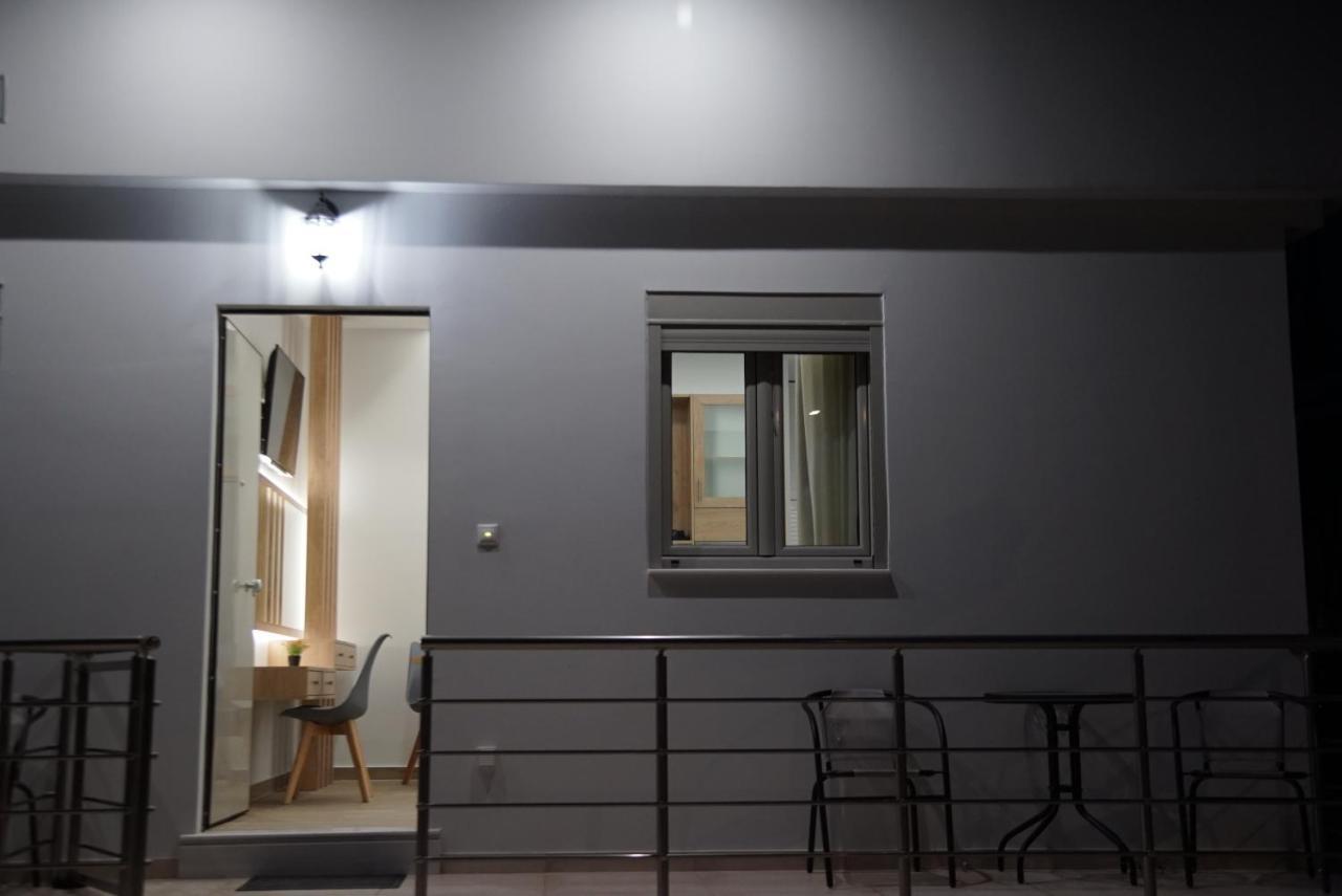 Simplychic Apartment C Kalamata Esterno foto